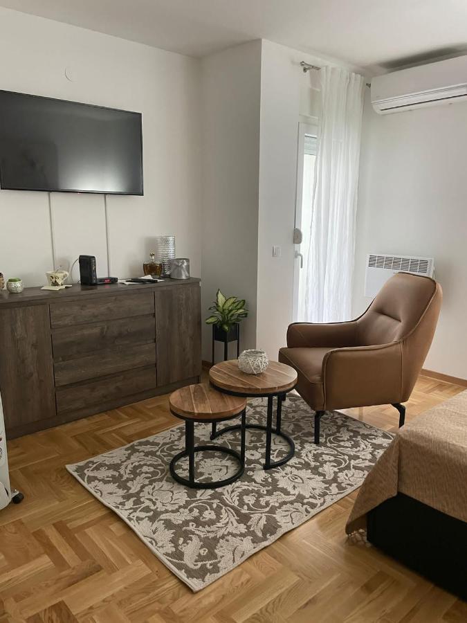 Apartman Tim Lux 1 Vrnjačka Banja Exterior foto